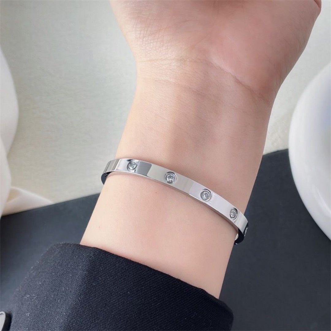NÁRAMEK ETERNITY LINK SE ZIRKONY STŘÍBRNÝ